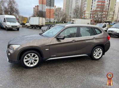 BMW X1 полный привод, 245 л.с., max комплектация