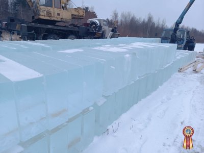 Лед,блоки льда для скульптур, лед строительный