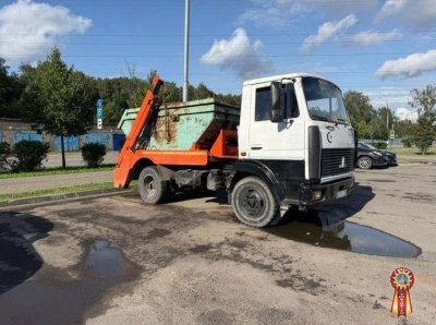 Вывозим строительный и бытовой мусор контейнерами 8 м3, 20 м3, 27 м3 и ГАЗелью 6-13 м3